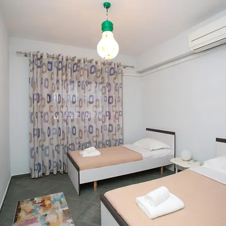 アパート Imperial Visar Hannover Vlorë